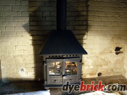 fireplace 002 before paint removal